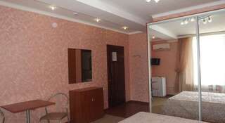 Гостиница Lukomorye Анапа Двухместный номер Делюкс с 1 кроватью и балконом-2
