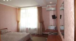 Гостиница Lukomorye Анапа Двухместный номер Делюкс с 1 кроватью и балконом-5