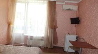Гостиница Lukomorye Анапа Двухместный номер Делюкс с 1 кроватью и балконом-4